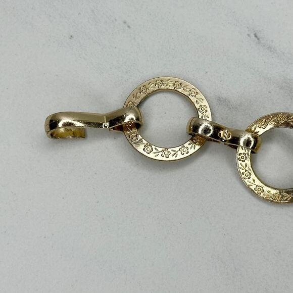 Lightweight Textured Gold Chain Link Belt XS/S Leaf Detail Adjustable โจ - Picture 3 of 13